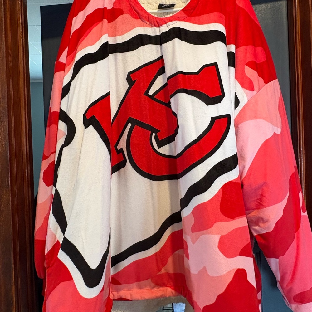 Kansas City Chiefs “The Comfy” style oversized hoodie